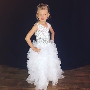 Girls pageant dress